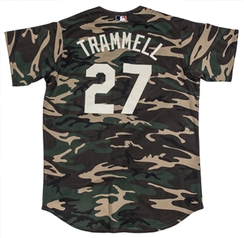 2001-02 Bubba Trammell Game Used San Diego Padres Camouflage Jersey (MEARS)